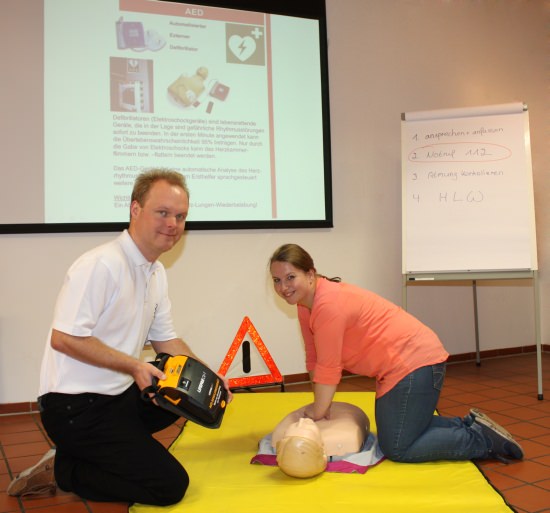 Erste Hilfe, AED, Deutsche Notfallschule